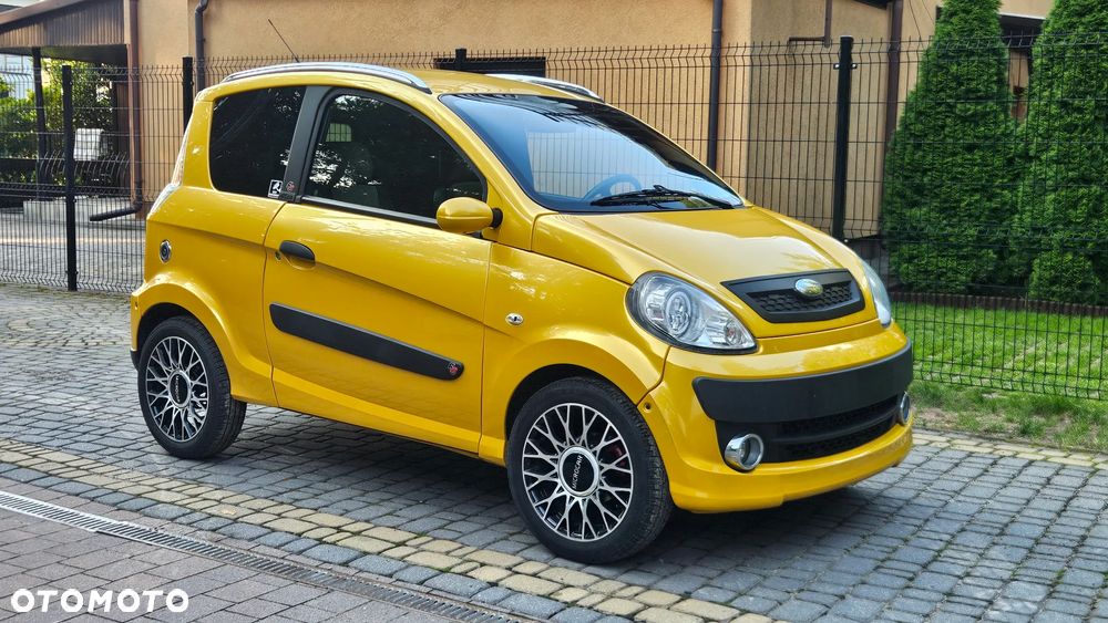 Microcar M.GO - 18