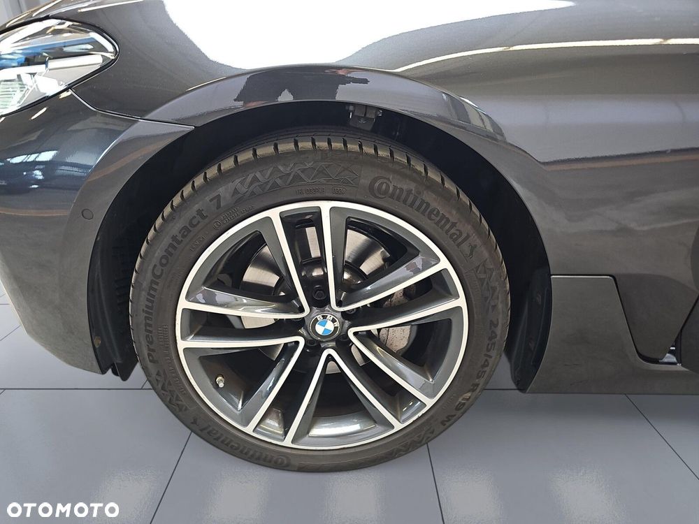 BMW Seria 6 - 38