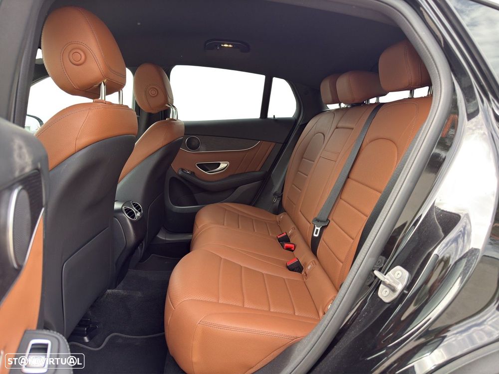 Mercedes-Benz GLC 300 Coupe de 4Matic 9G-TRONIC AMG Line - 12