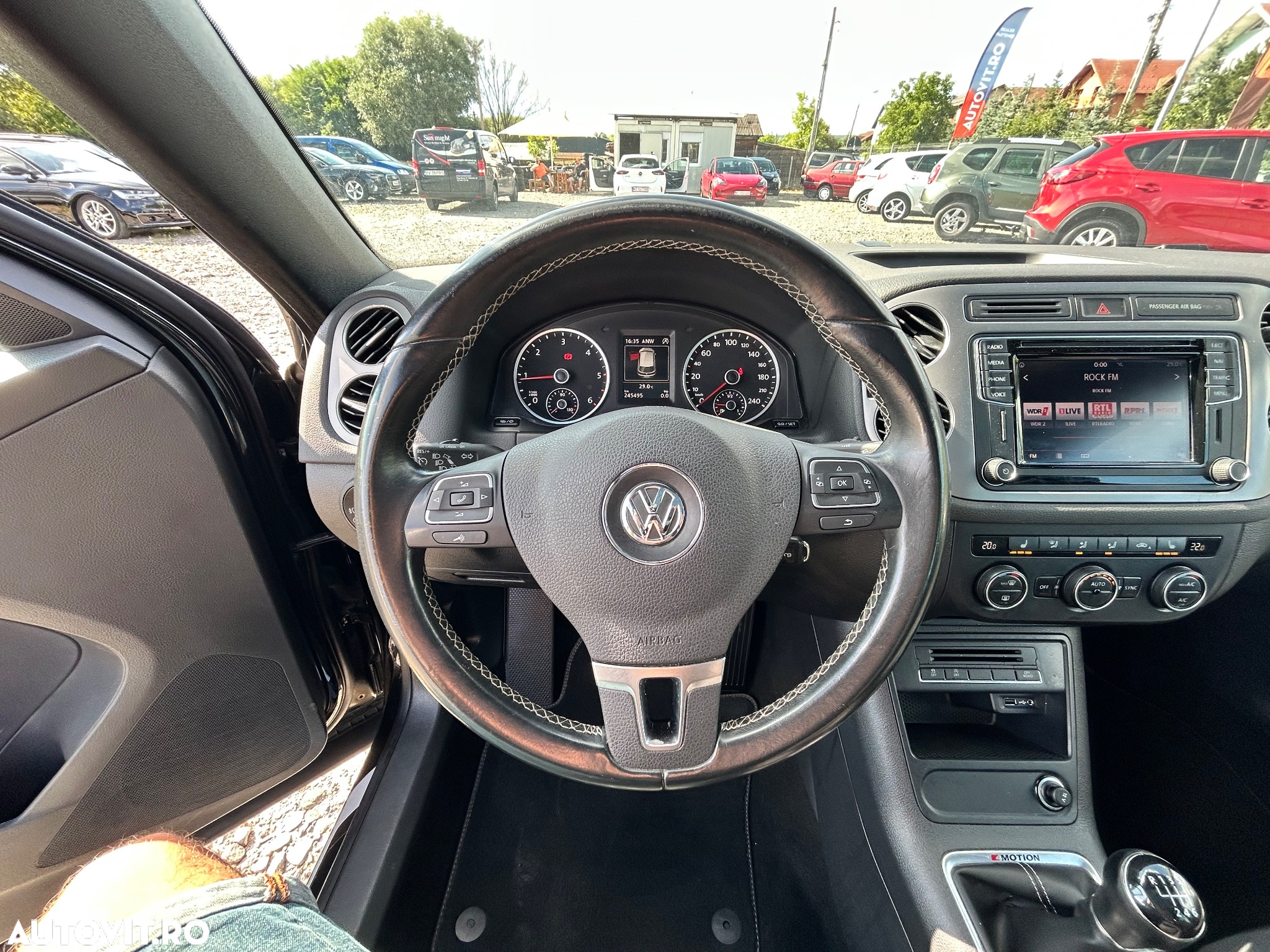 Volkswagen Tiguan 2.0 TDI SCR 4MOTION BlueMotion Technology Track & Style - 3