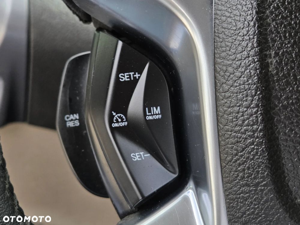 Ford Tourneo Custom 2.0 TDCi L2 Trend - 32