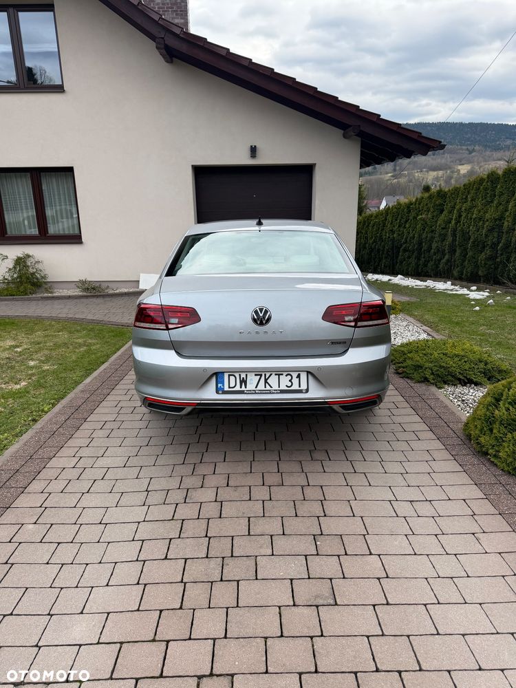 Volkswagen Passat 2.0 TSI 4Mot Elegance DSG - 5