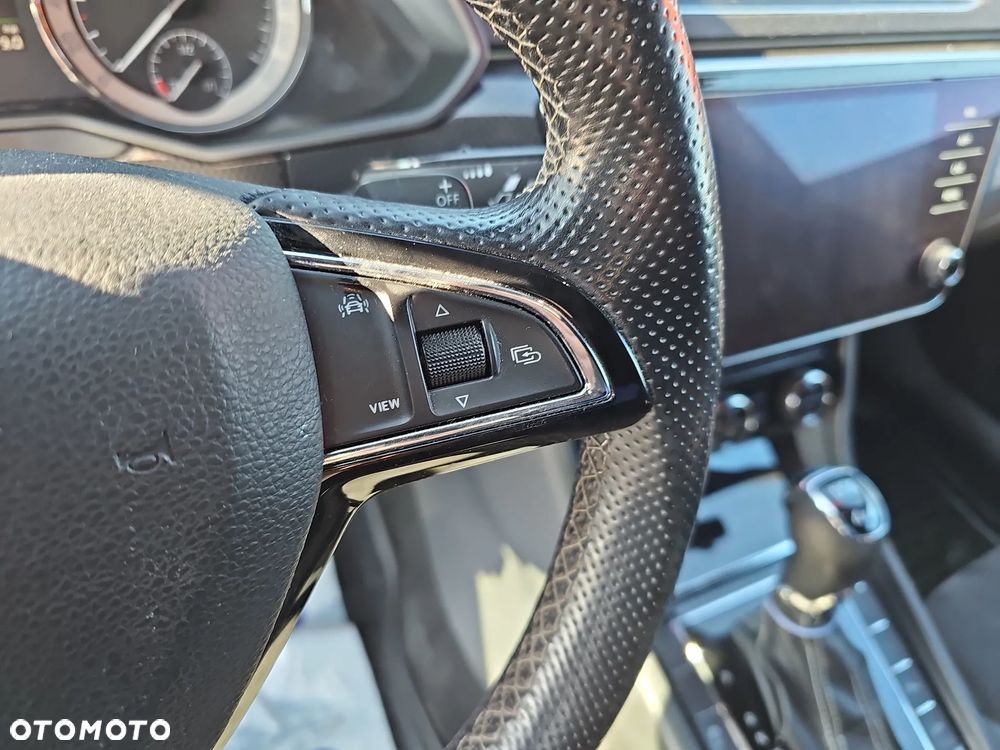 Skoda Superb 2.0 TDI Sportline DSG - 15