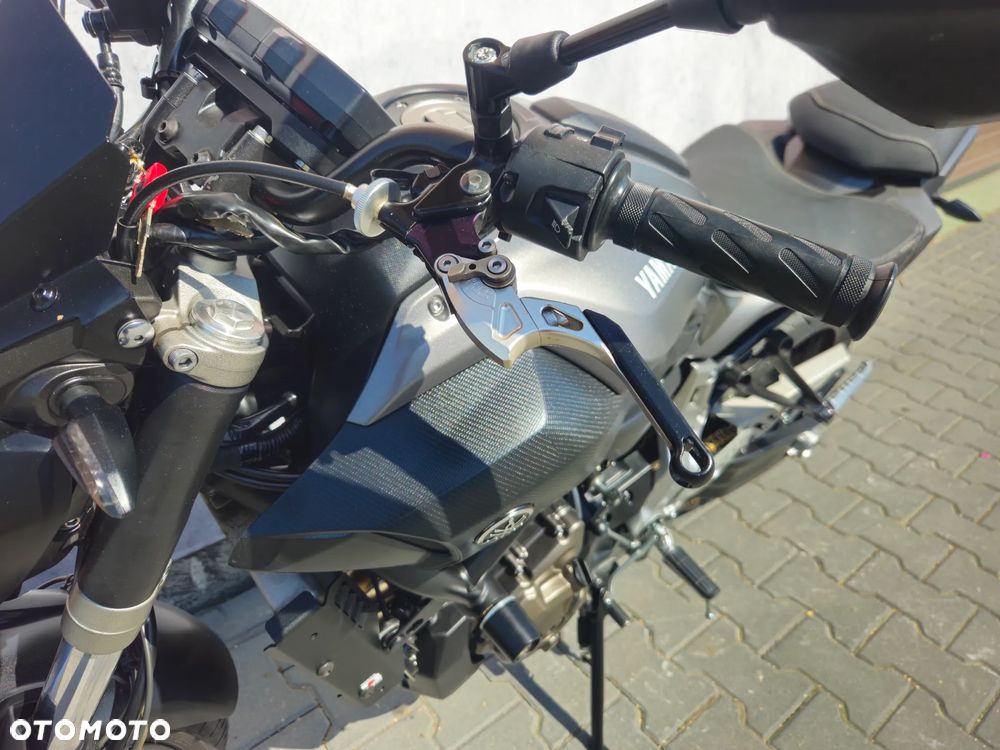 Yamaha MT - 11