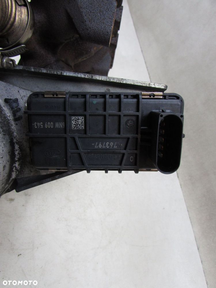 VOLVO XC90 2.4 5D 02-14 TURBINA TURBOSPREZARKA 31293507 - 8