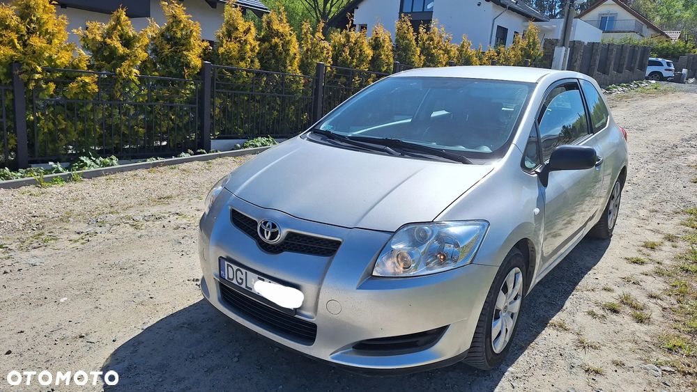 Toyota Auris 1.6 VVT-i Terra - 2