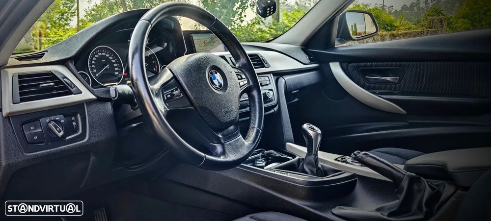 BMW 320 d Pack M - 20