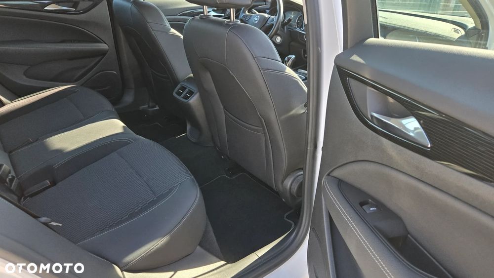 Opel Insignia 1.6 CDTI Innovation S&S - 21