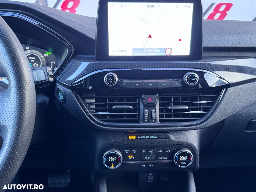 Ford Kuga 2.5 Duratec FHEV ST-LINE X - 27