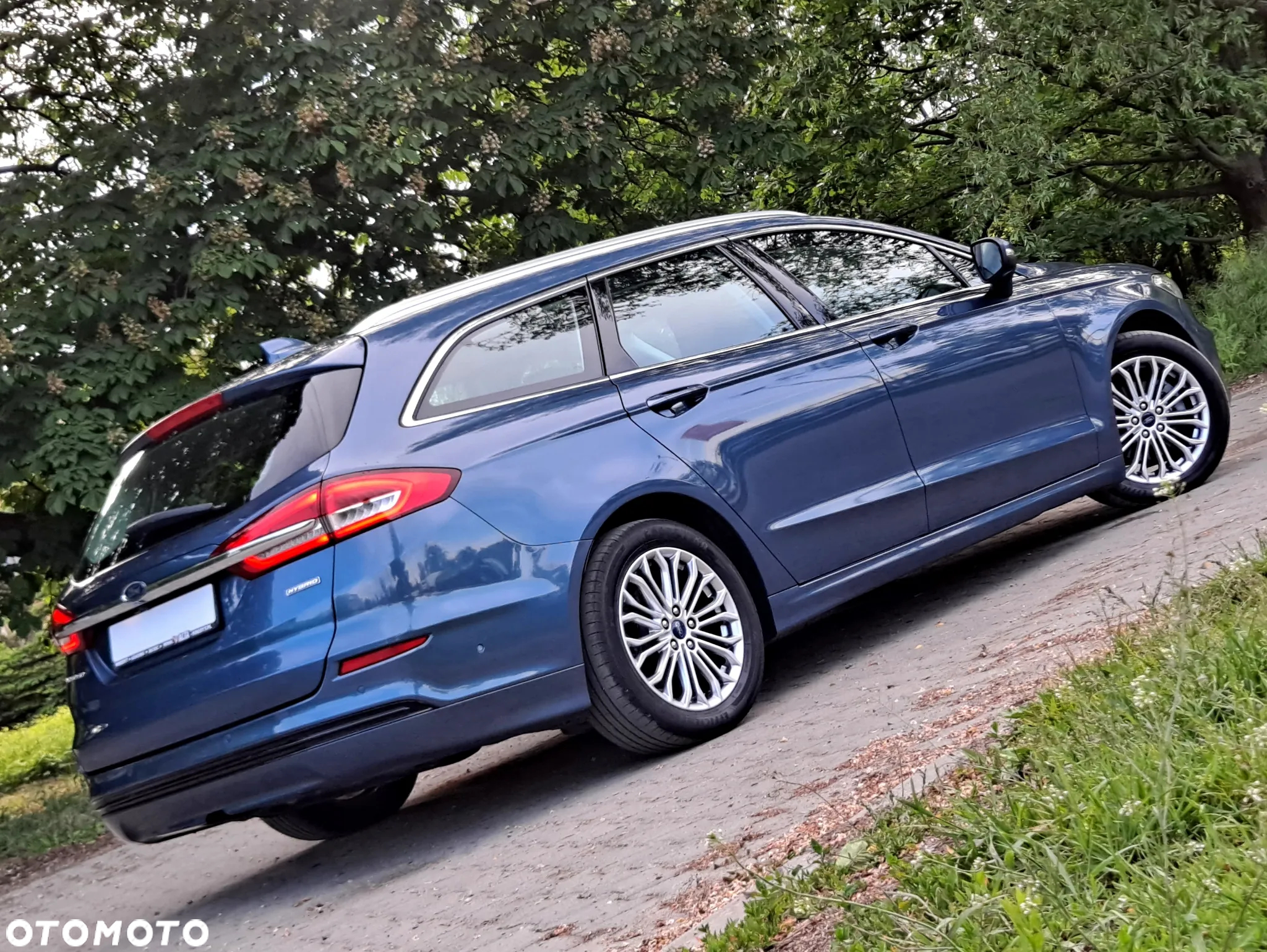 Ford Mondeo - 33