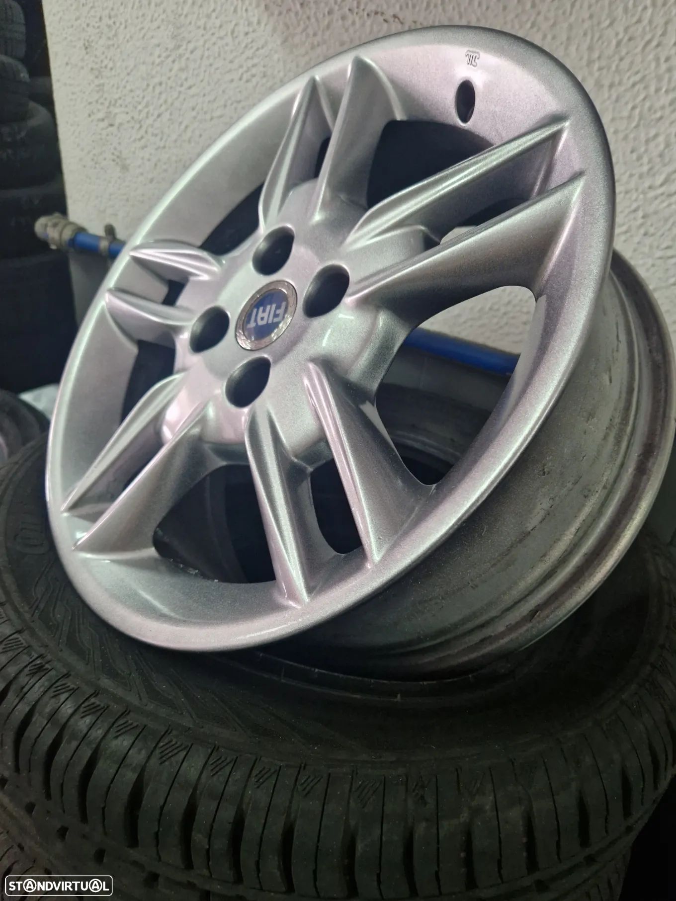 Jantes 15 Originais Fiat Punto HGT Antracite Usadas em bom estado - 1