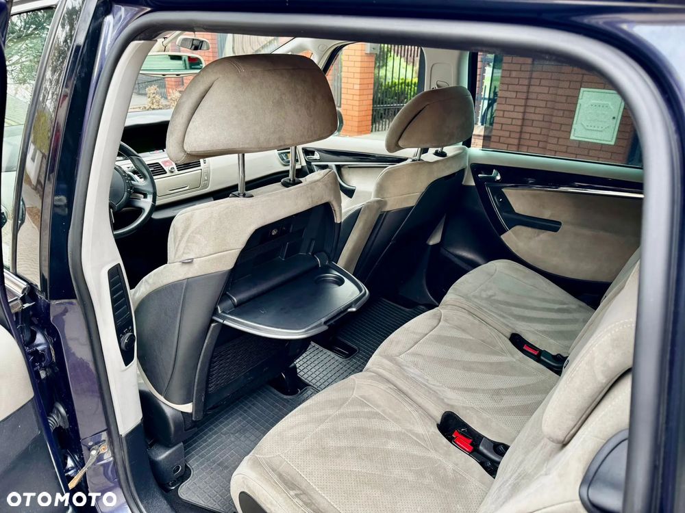 Citroën C4 Grand Picasso 2.0 HDi Equilibre Exclusive - 25