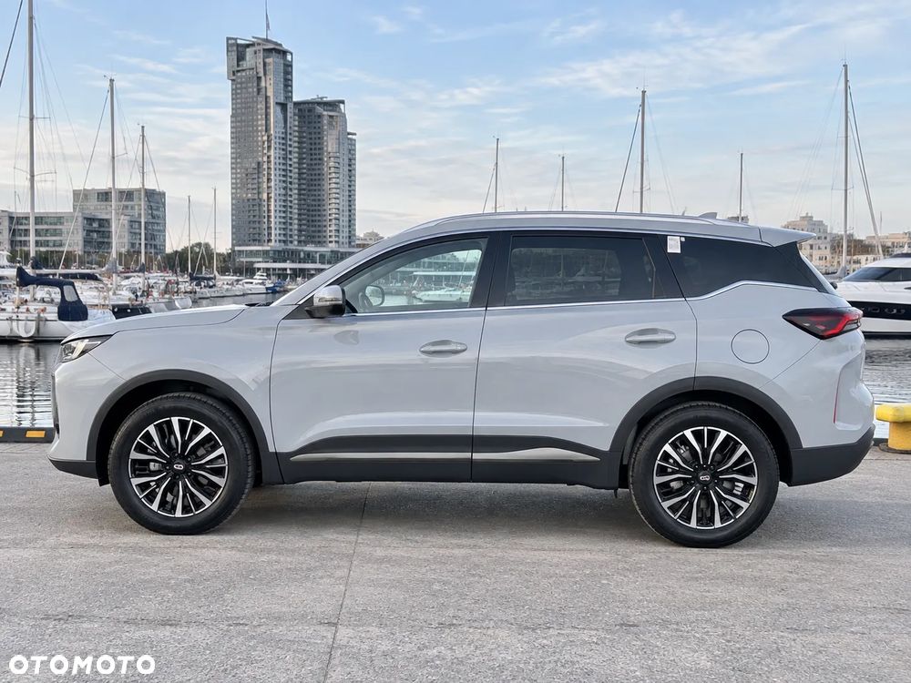 Chery Tiggo 7 1.5 T-GDI Super Hybrid Premium DHT - 7