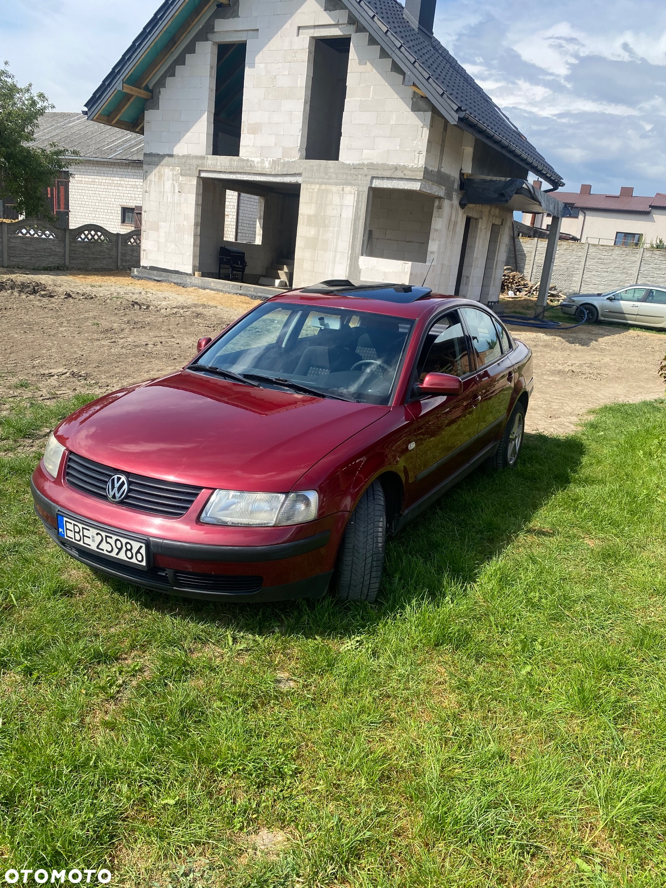 Volkswagen Passat - 2