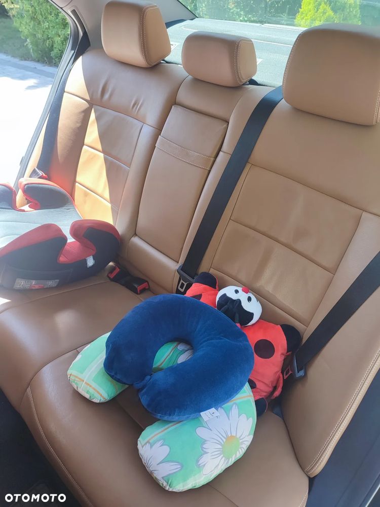 Mercedes-Benz Klasa E 220 CDI BlueEff Avantgarde - 6