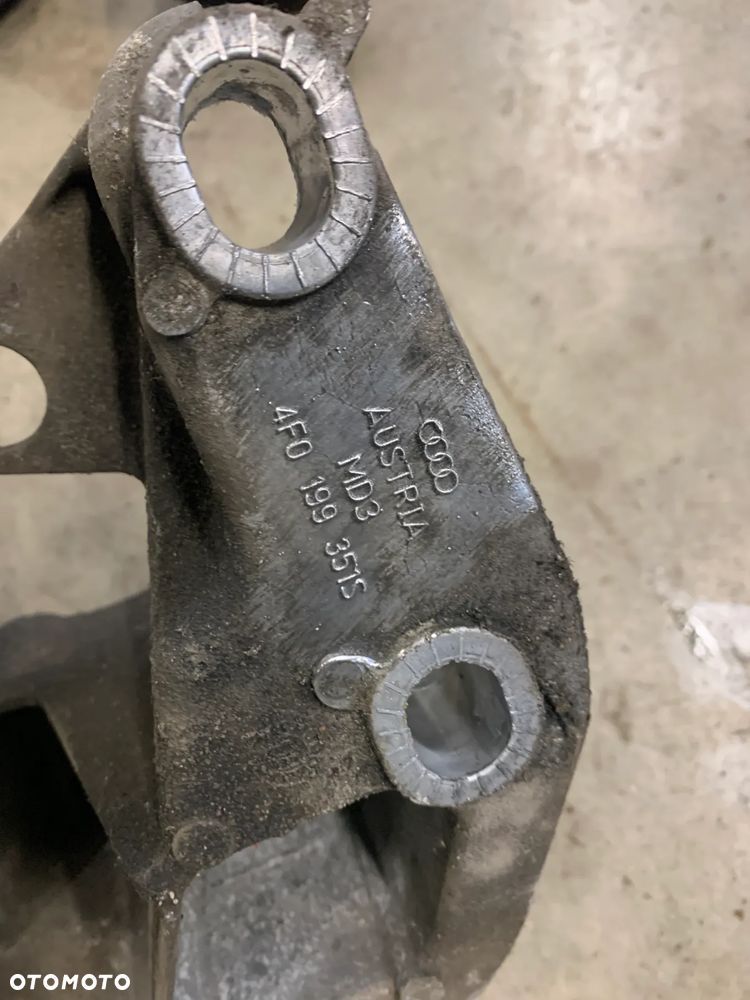 Łapa wspornik mocowanie silnika 4F0199352M 4F0199351S A6 C6 FL Lift 2.7 TDI - 6