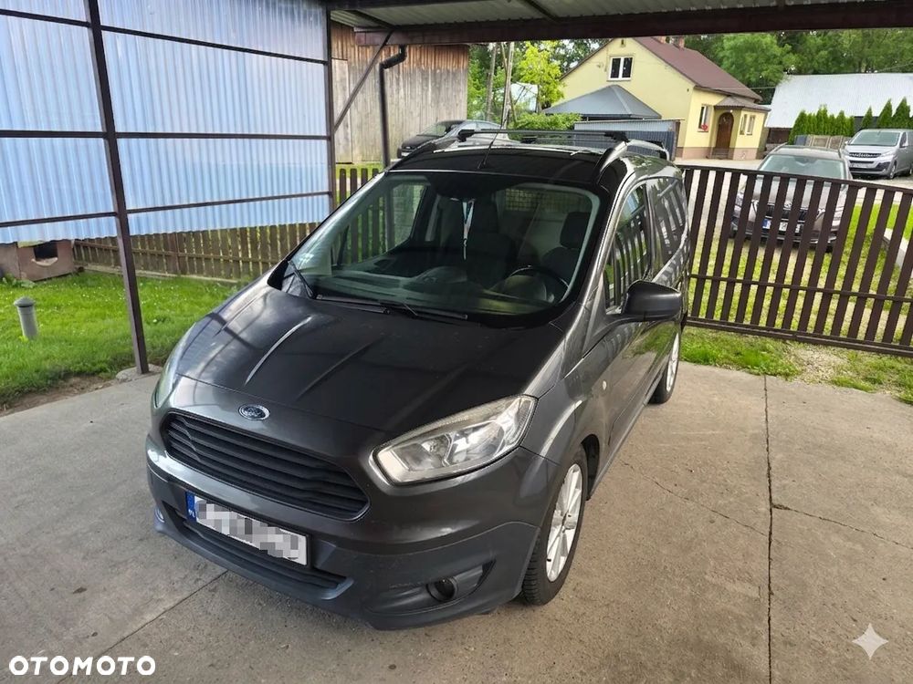 Ford Transit Courier - 1