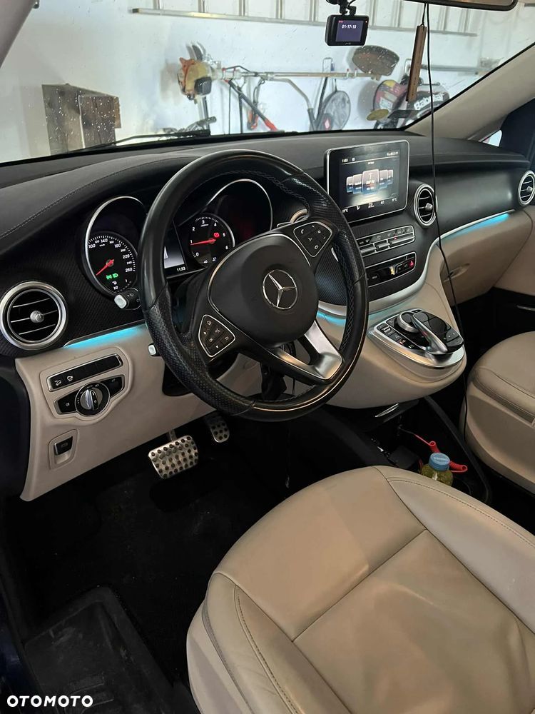 Mercedes-Benz Klasa V 250 d 4-Matic 7G-Tronic (d³ugi) - 12