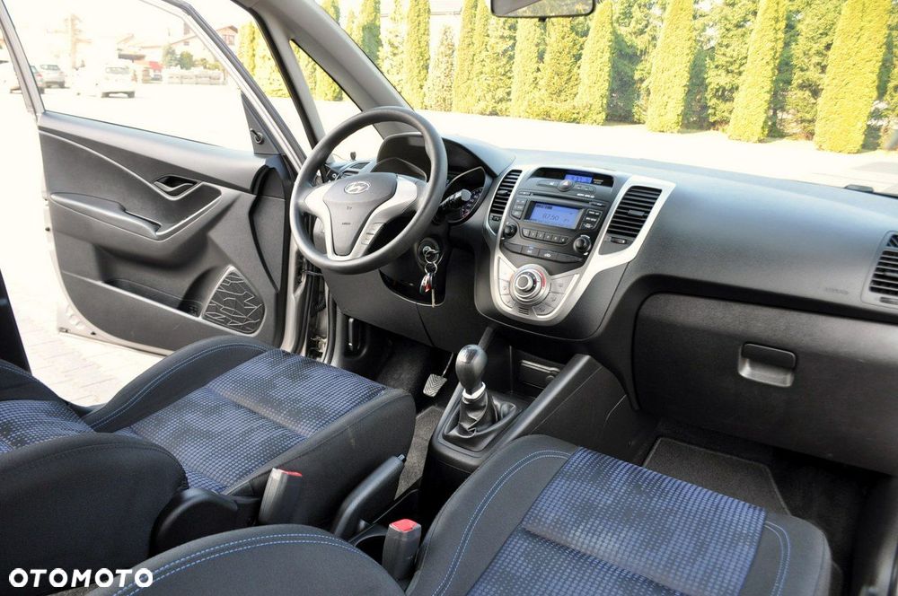 Hyundai ix20 - 24