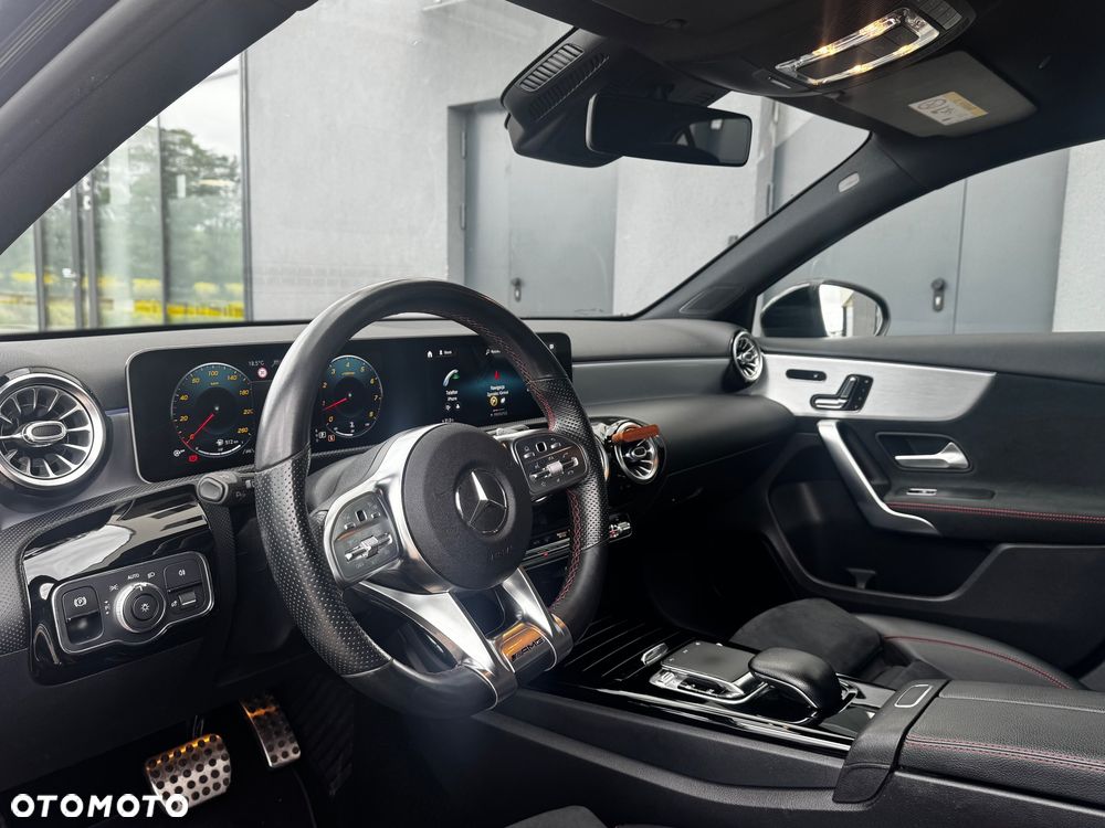 Mercedes-Benz Klasa A 220 4-Matic AMG Line 7G-DCT - 5
