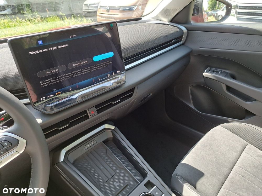 Volkswagen T-Roc - 18