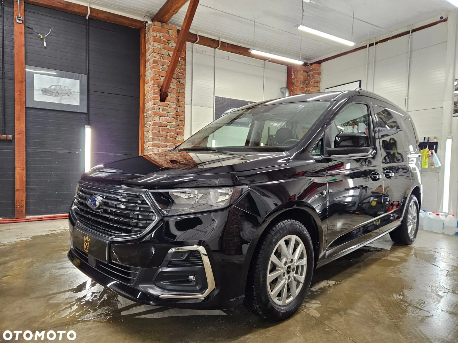 Ford Tourneo Connect 1.5 EcoBoost Titanium - 2