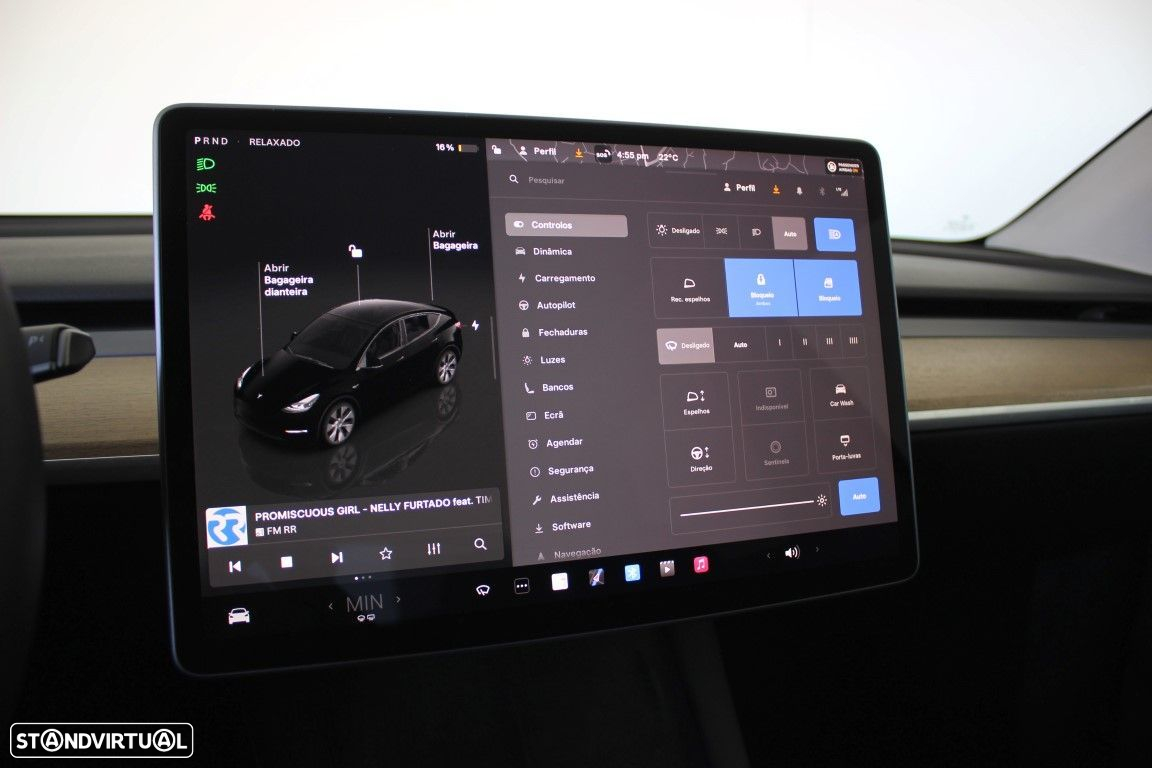 Tesla Model Y - 28
