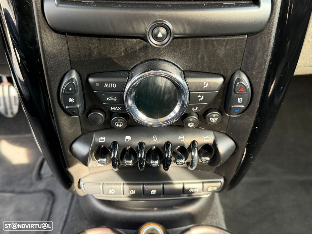 MINI Countryman Cooper SD ALL4 - 17