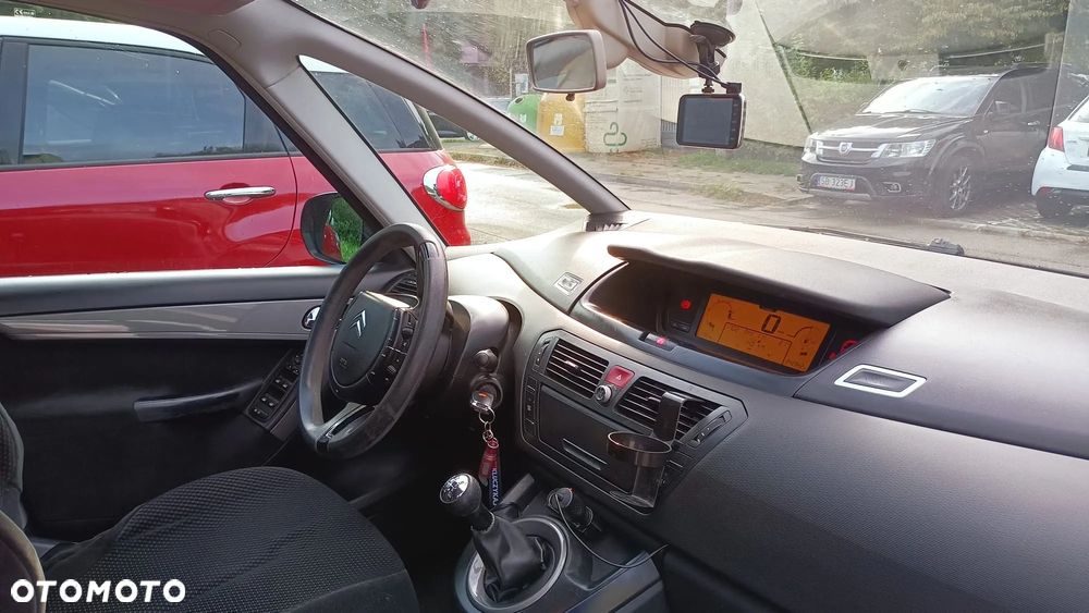 Citroën C4 Picasso - 9
