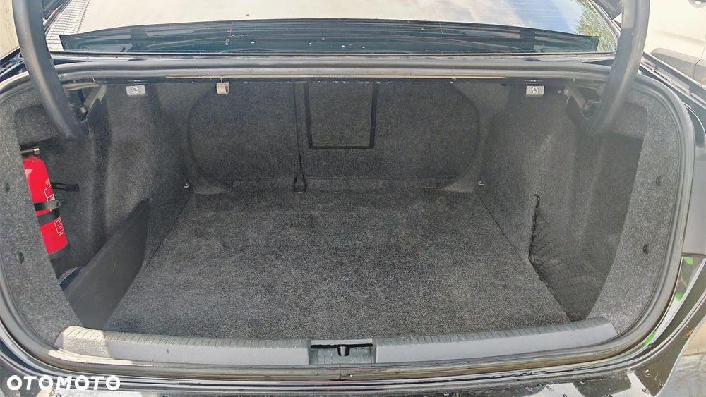 Volkswagen Jetta 1.6 TDI Comfortline Optimum - 11