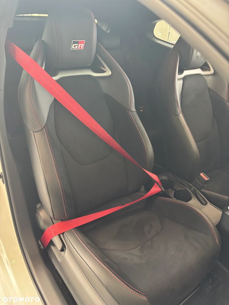 Toyota GR Yaris 1.6 Aero Performance - 28