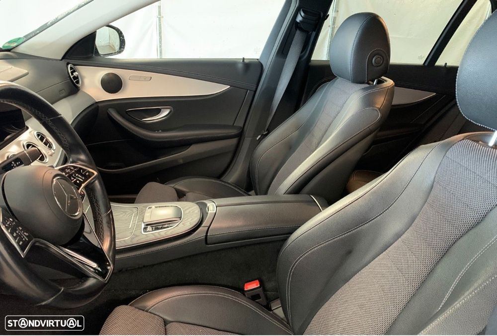 Mercedes-Benz E 300 de 4Matic 9G-TRONIC AMG Line - 10