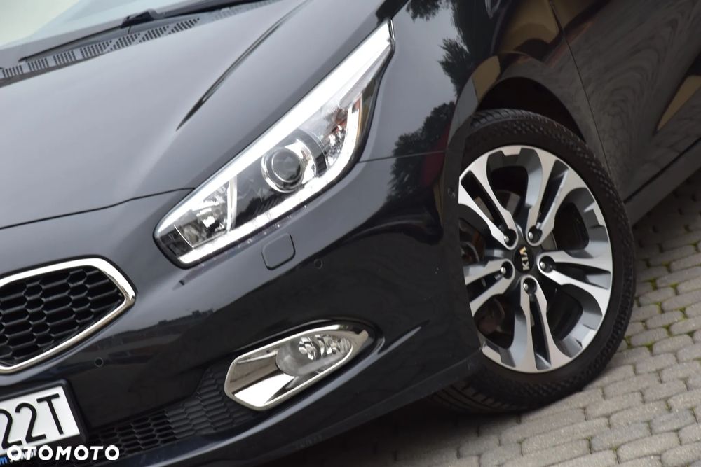 Kia Ceed 1.6 GDI SW DCT Spirit - 2