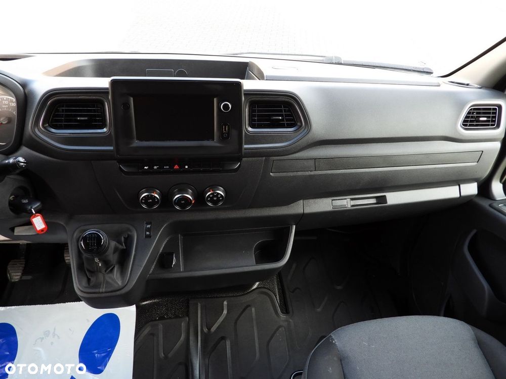 Renault MASTER PLANDEKA WINDA 9 PALET WEBASTO TEMPOMAT LEDY PNEUMATYKA KLIMATYZACJA  165KM - 34