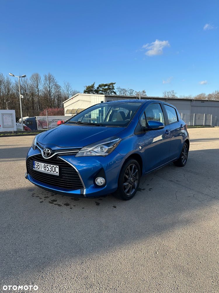 Toyota Yaris 1.33 Premium EU6 - 5