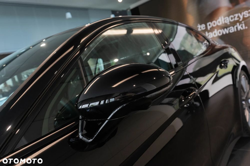 Porsche Panamera 4 E-Hybrid PHEV - 35