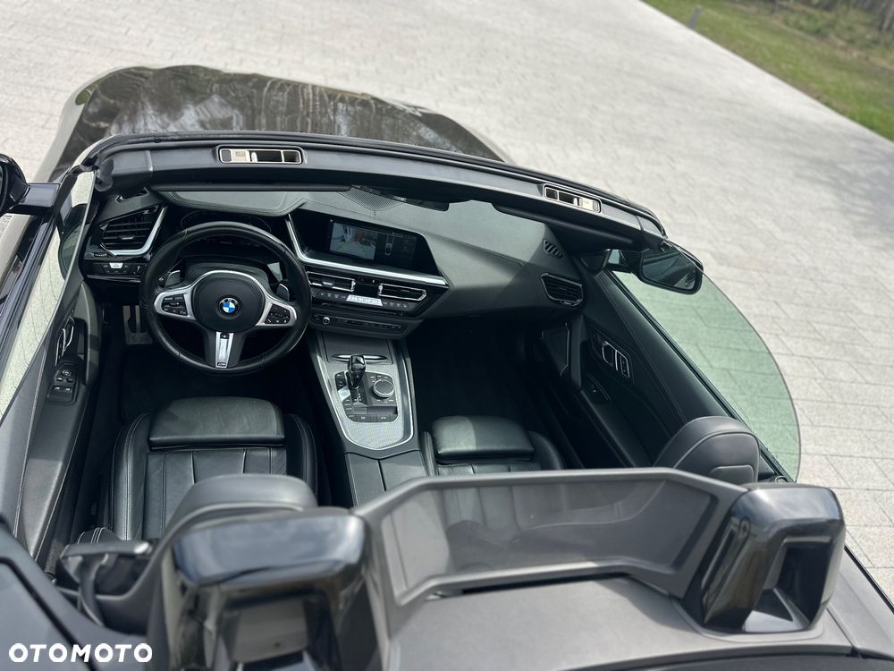BMW Z4 sDrive28i - 21