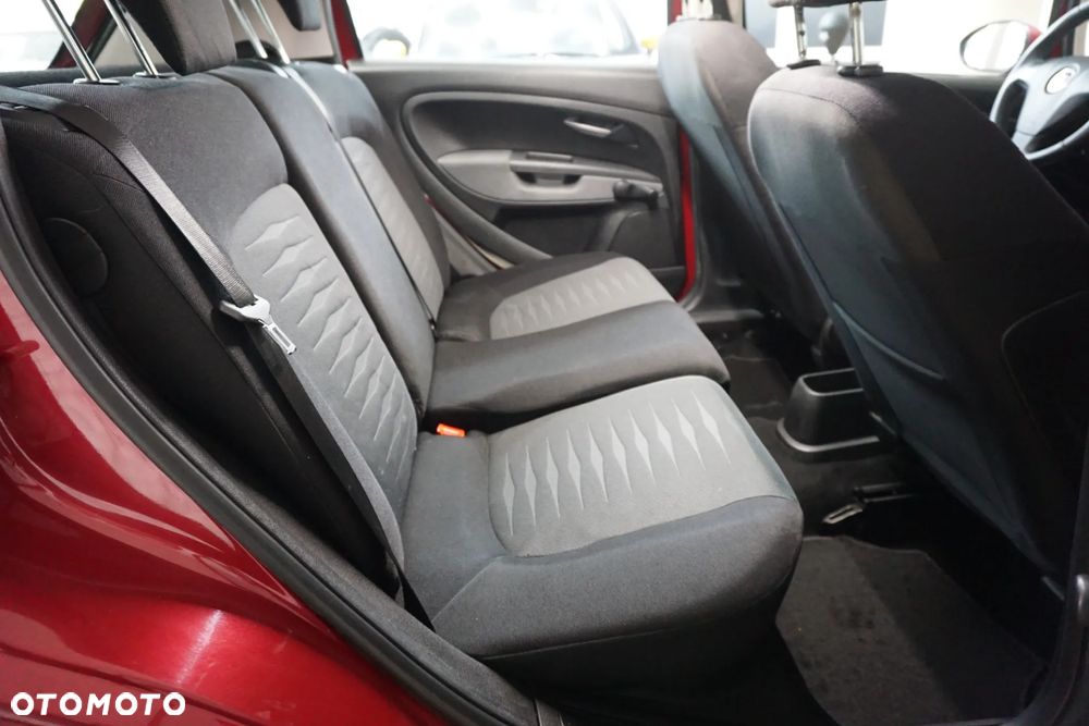 Fiat Grande Punto 1.4 8V - 22