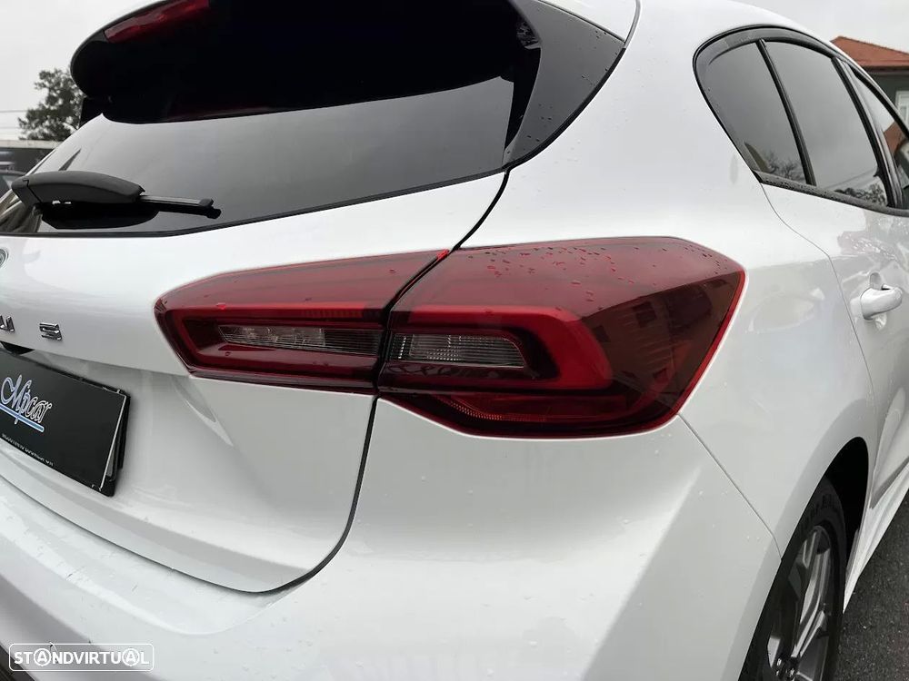 Ford Focus 1.0 EcoBoost MHEV ST-Line X Aut. - 52