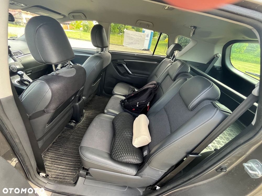 Toyota Verso 1.8 Premium 7os EU6 - 10