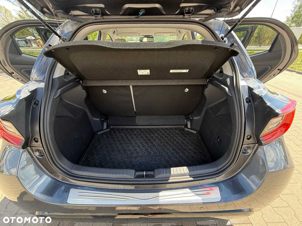 Toyota Yaris - 5