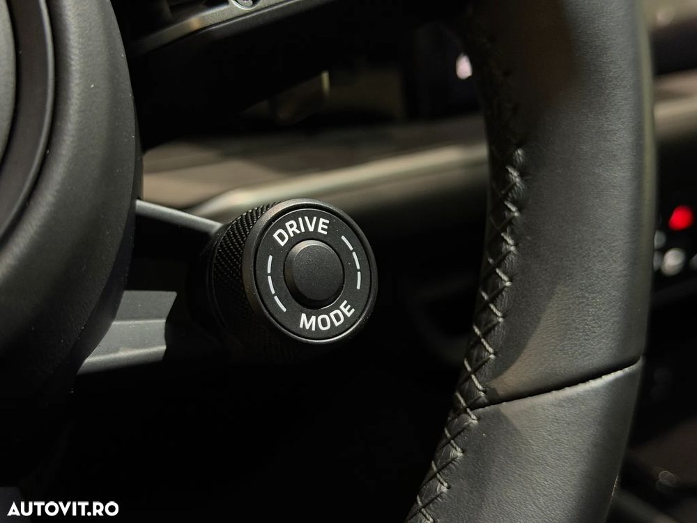 Porsche Cayenne - 34