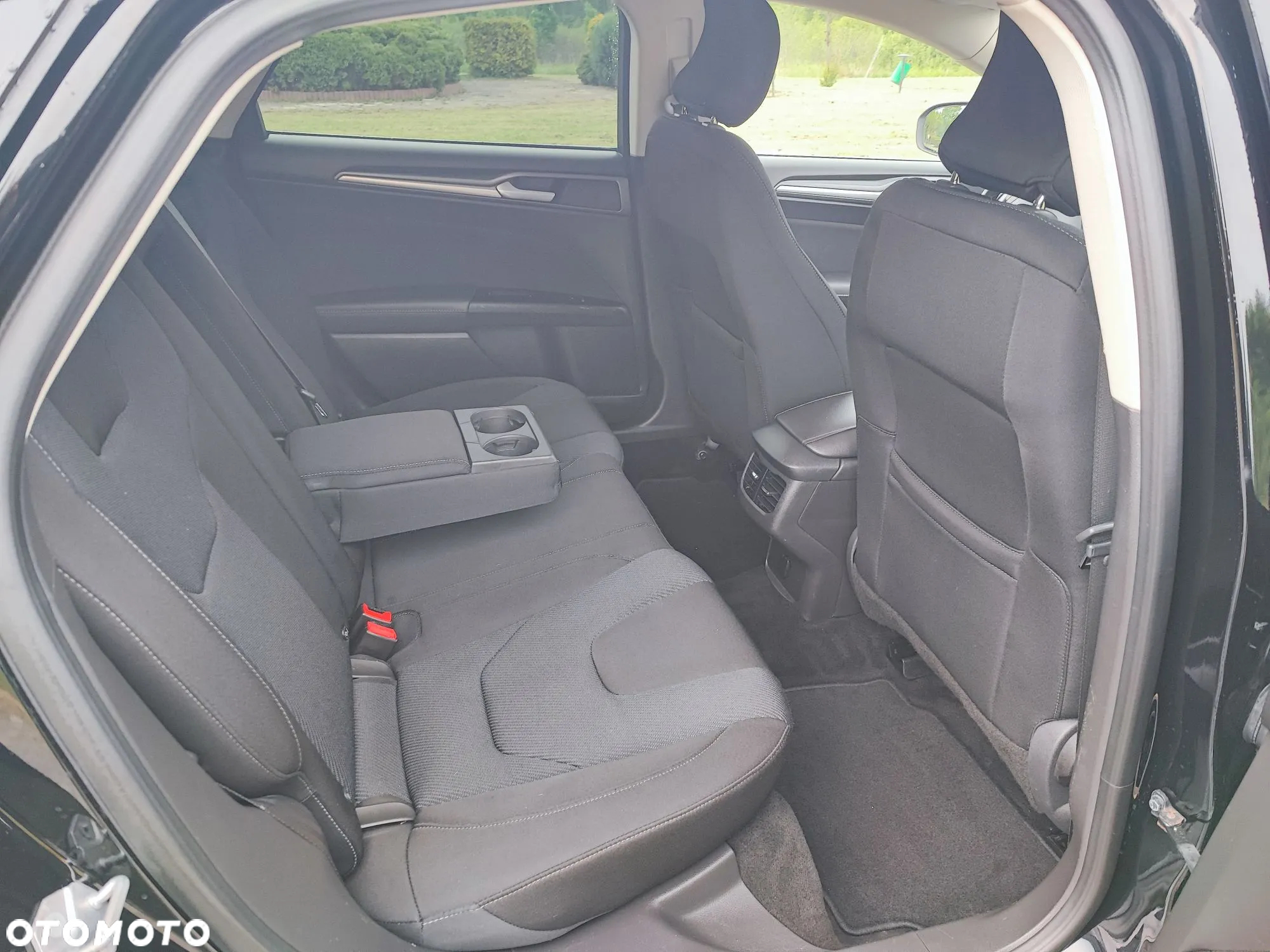 Ford Mondeo - 22