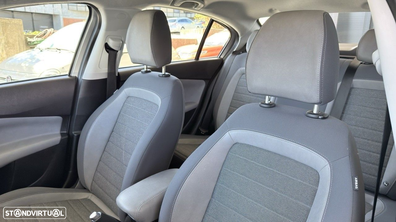 Fiat Tipo Sedan 1.3 M-Jet Lounge - 28