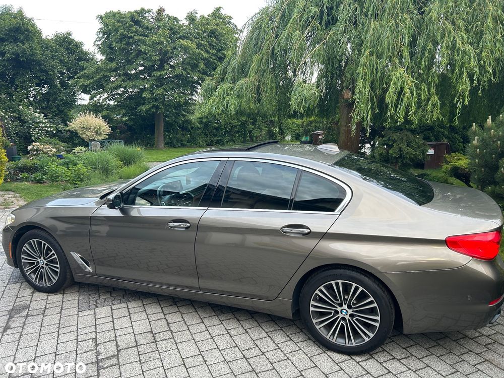 BMW Seria 5 540i xDrive Luxury Line sport - 5