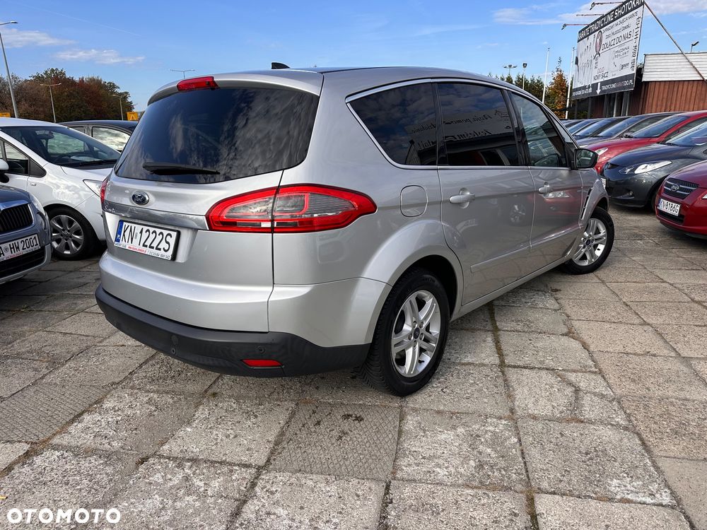 Ford S-Max 2012 photo 3