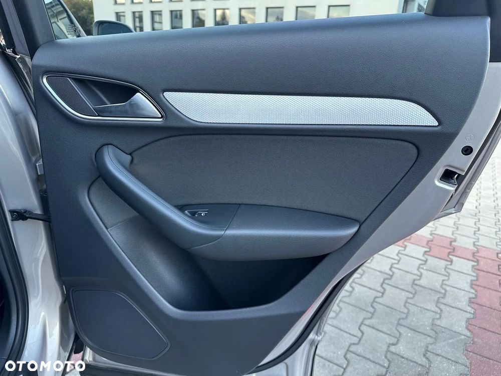 Audi Q3 2.0 TDI Quattro S tronic - 25