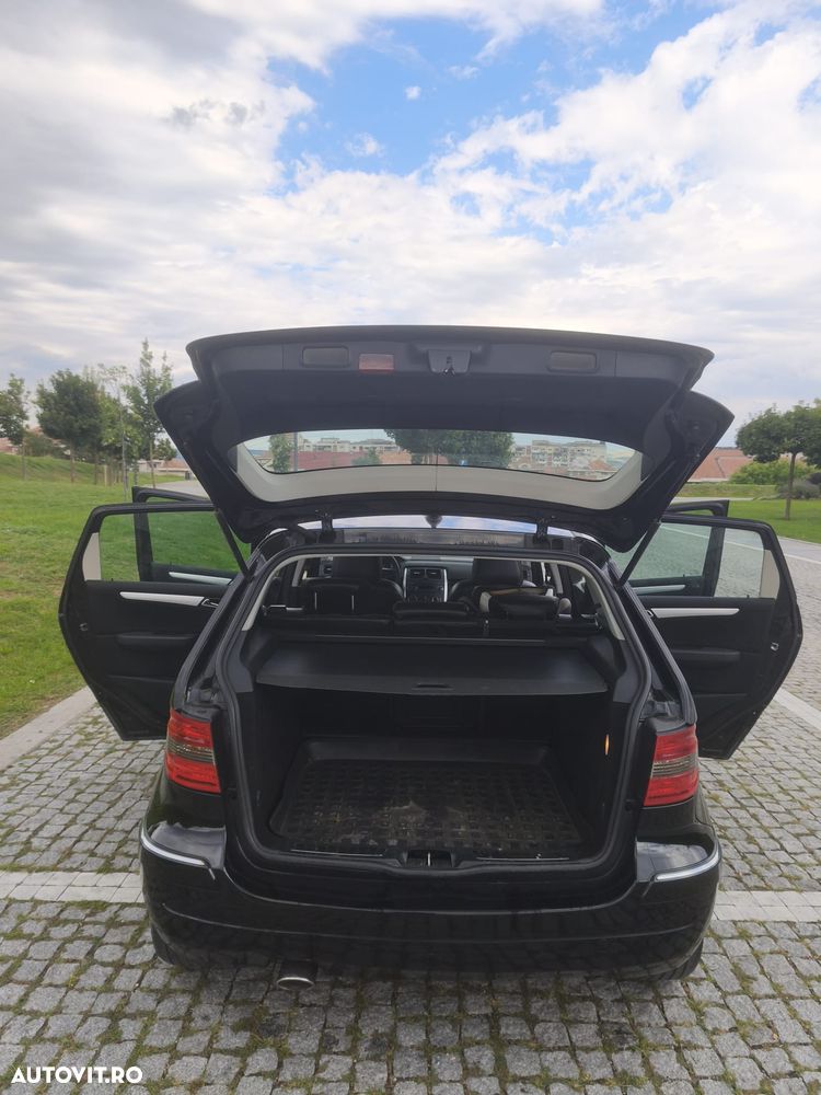 Mercedes-Benz B 180 CDI - 11