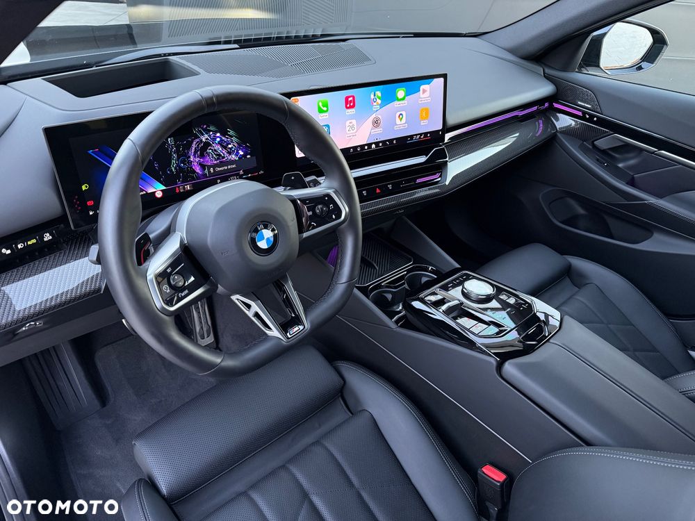 BMW Seria 5 520d xDrive Touring - 15
