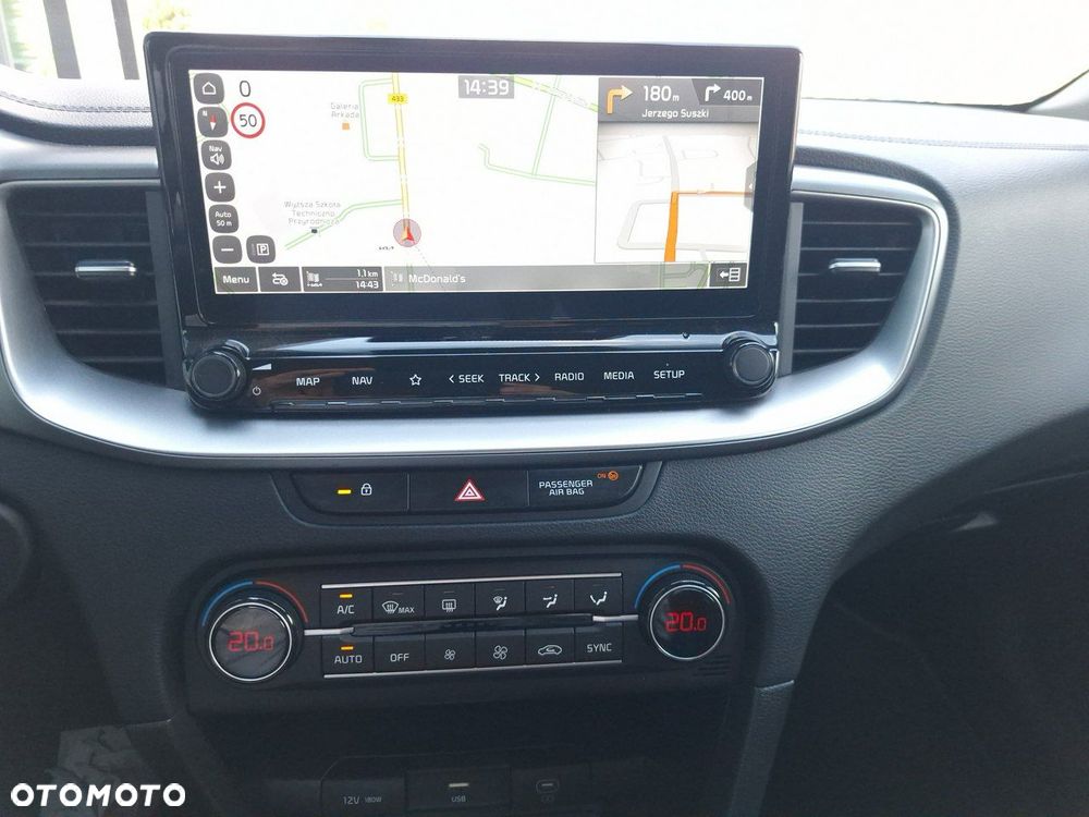 Kia XCeed 1.5 T-GDI M - 19